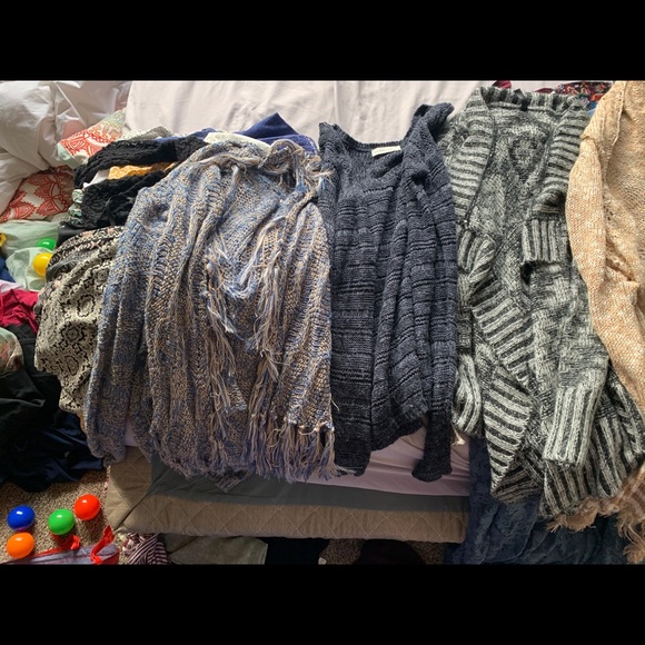 Clothing bundle! - Picture 5 of 16